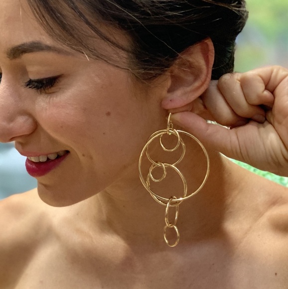 cloie Jewelry - 3for$20 - NWT Gold circles statement earrings